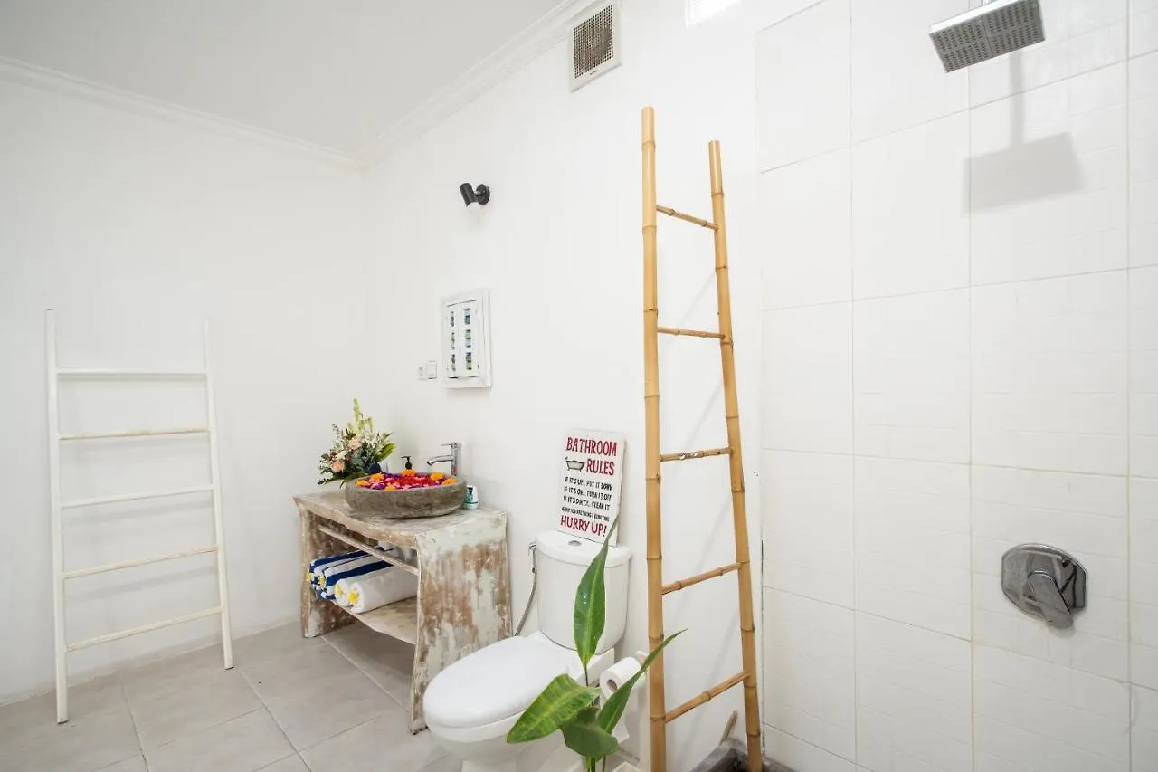 Villa Bens Limanam 2 Bedroom Private Pool Kuta Семиньяк